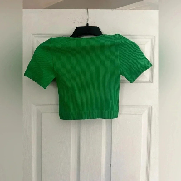 Babaton Aritzia Sculpt Knit Squareneck Top color Green size small - Picture 6 of 6